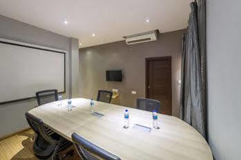 Treebo Golden Pearl Koramangala Hotel Bangalore Luaran gambar