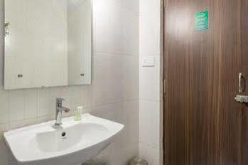 Treebo Golden Pearl Koramangala Hotel Bangalore Luaran gambar
