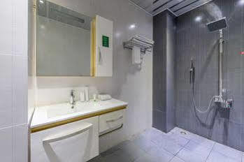 Treebo Golden Pearl Koramangala Hotel Bangalore Luaran gambar